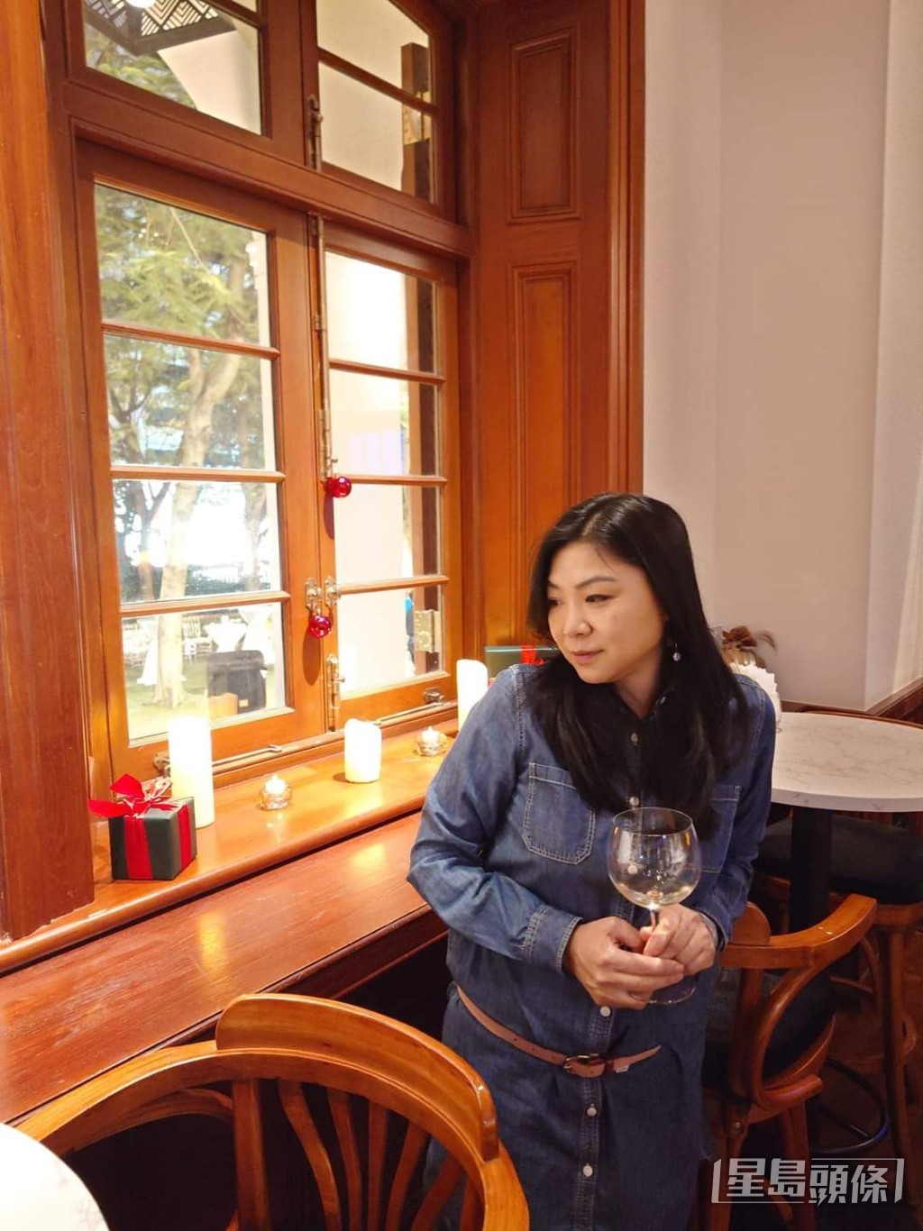 黃美芬在亞視期間做過不少主持及外景採訪工作，更是婦女資訊節目《下午T1T》固定主持。