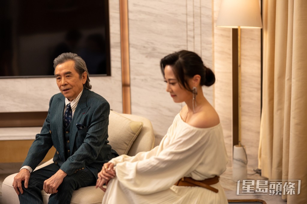 姜大衛出手阻止小方與陳瀅的婚事，但未有成功。