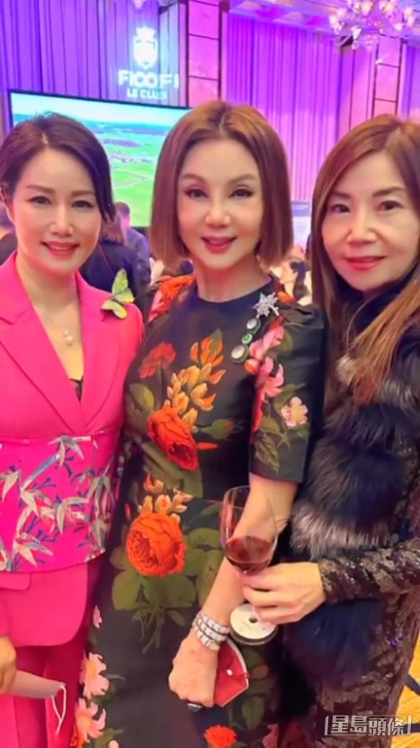 据悉该品酒会是一个法国葡萄酒俱乐部所举办，能成为会员都是经过精挑细选，而且全球只招300位会员，大部份都是上流活动常客，可见位位地位超然。