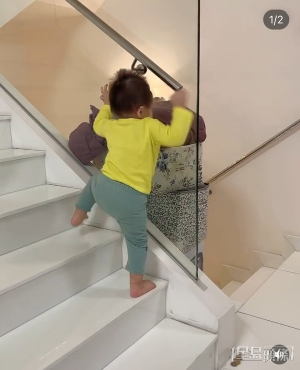 學行樓梯！