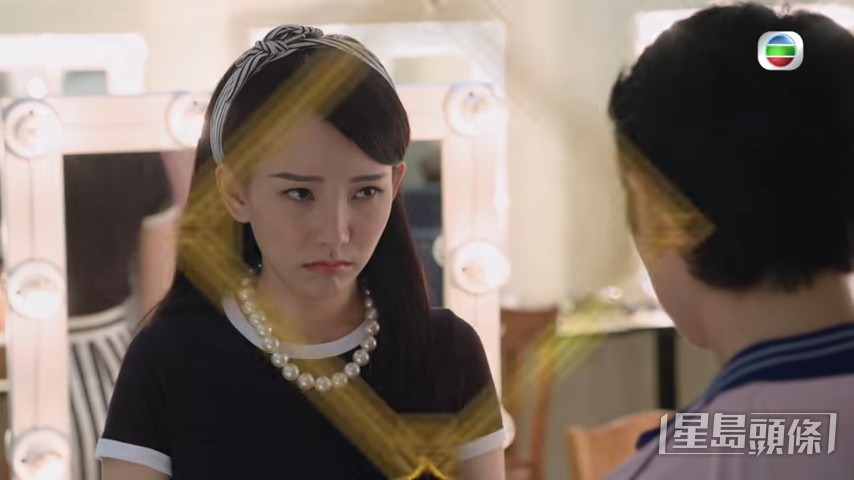 做埋大明星。