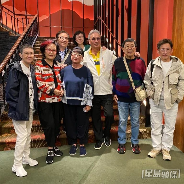最近更与姜大卫和李琳琳在台北见面。