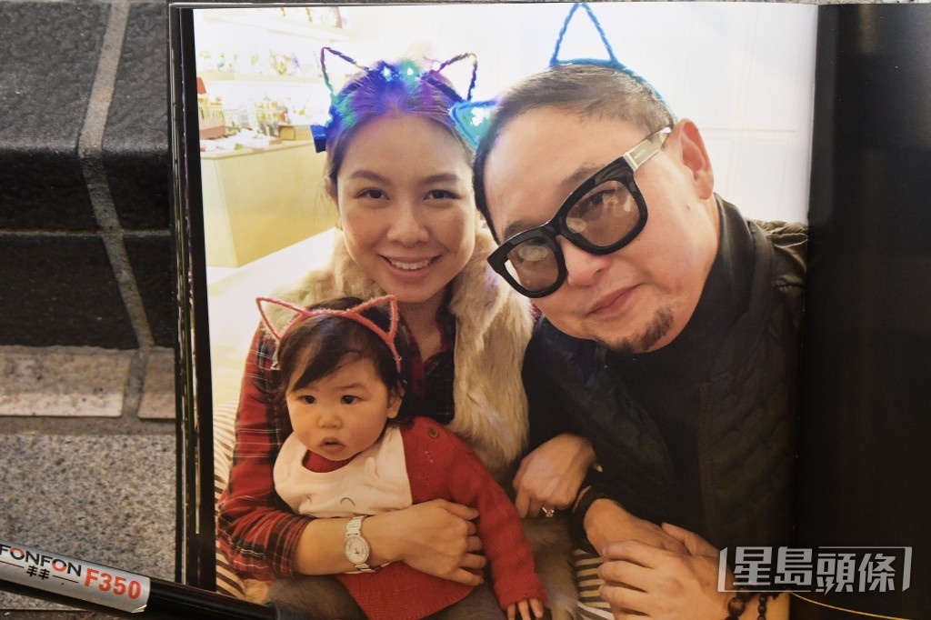 兩人在2018年2月誕下一女。