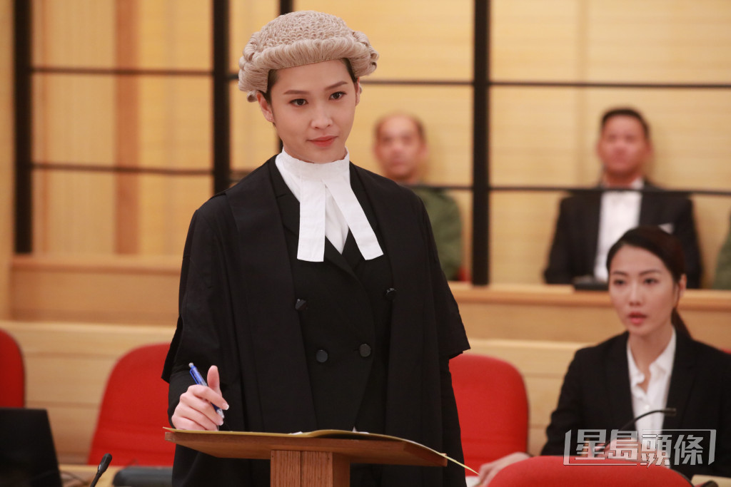 蒋祖曼去年拍摄《逆天奇案》，首次演大律师获好评。