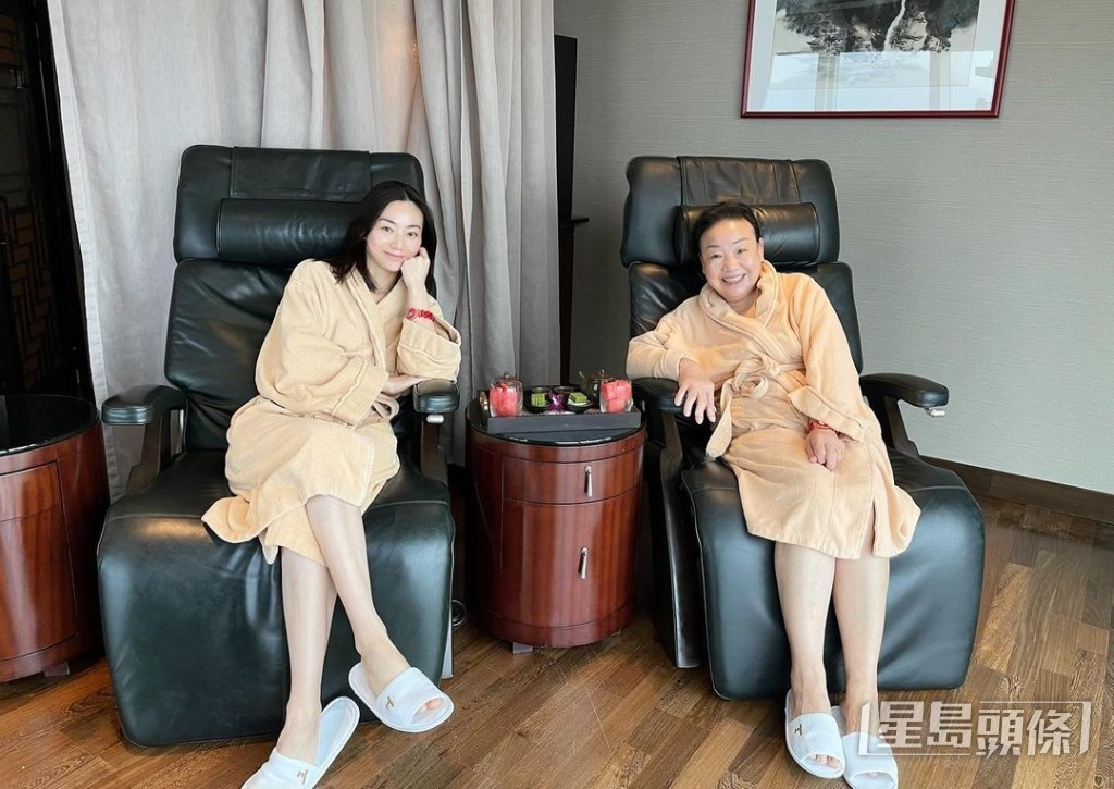 周嘉仪母女