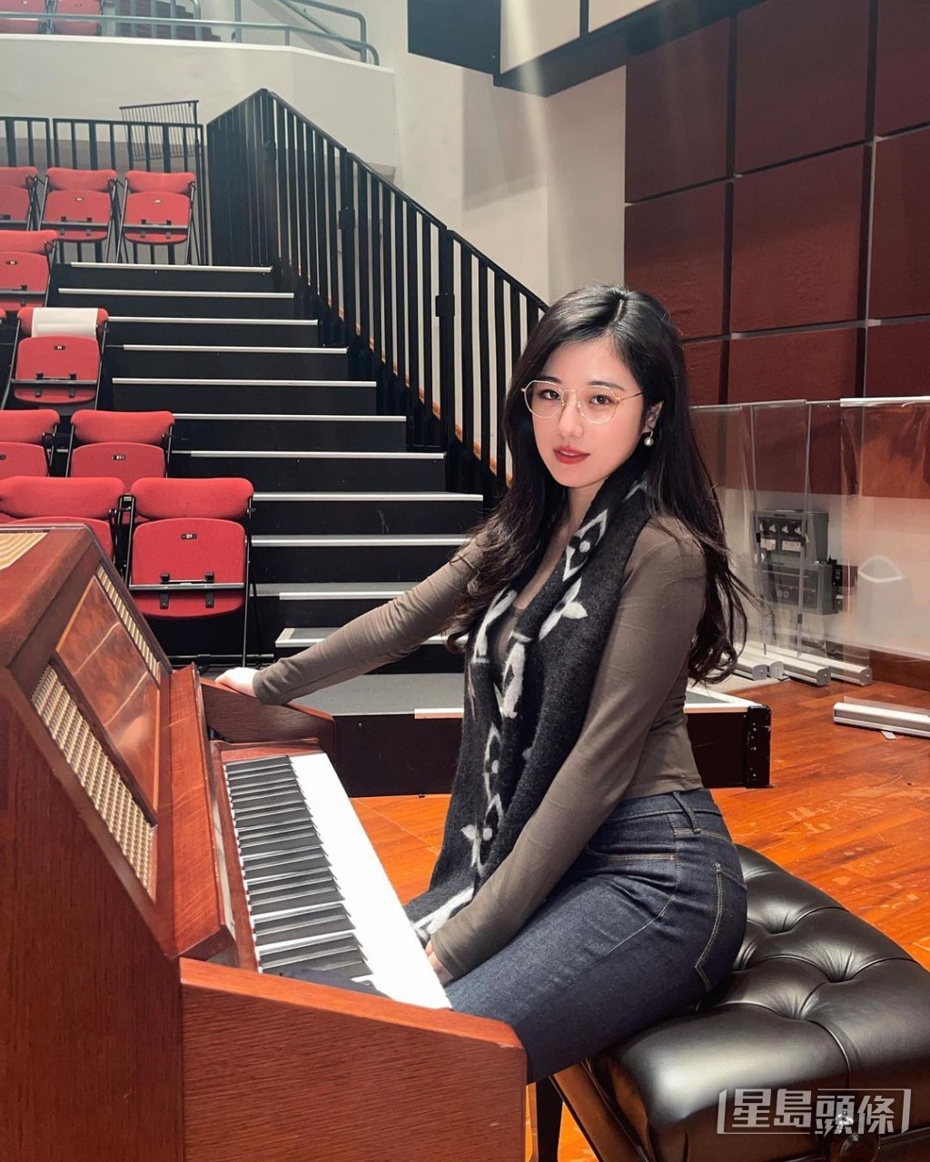 Nichole是個鋼琴高手。