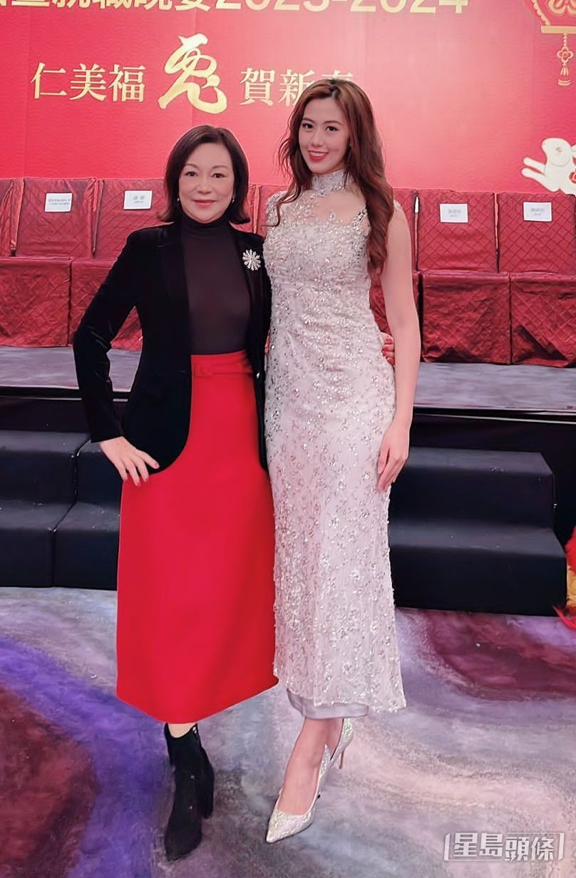 2021亚姐冠军陈美仪帮手推广“仁美清叙”。