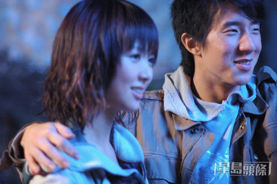 薛凱琪2005年因與成龍兒子房祖名合拍電影《早熟》而擦出愛火。