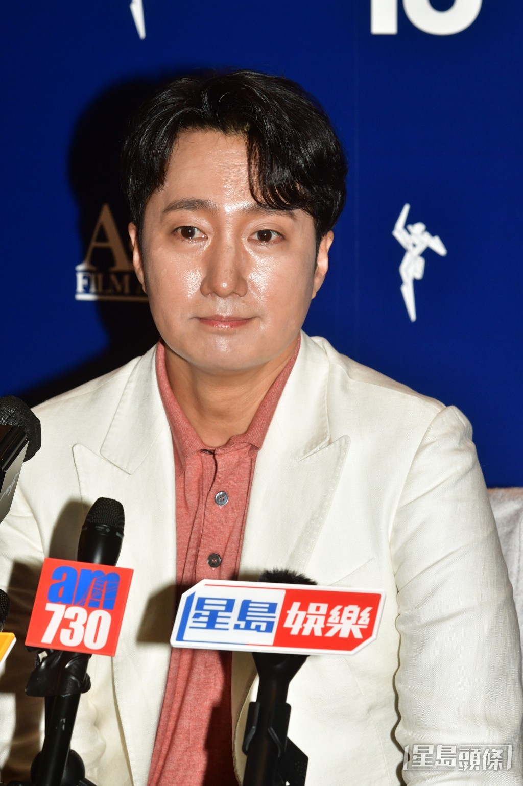 朴海日表示荣幸来港出席颁奖礼,跟不同亚洲电影人见面。