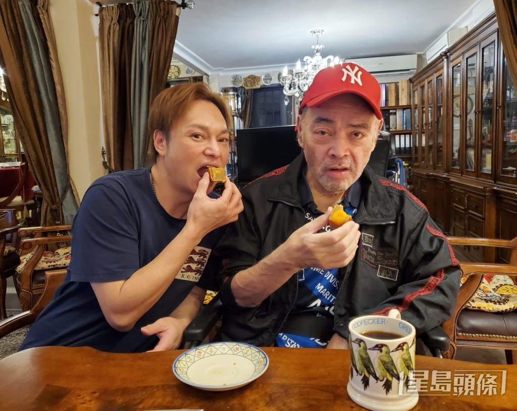 方俊與張偉文關係要好。