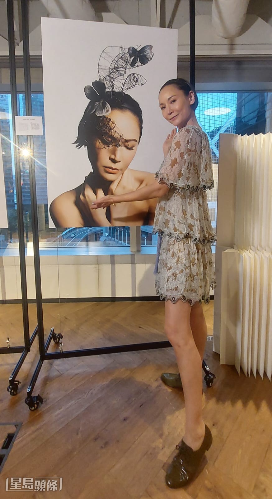 Amanda S.無著高踭鞋,她說因為今朝要喺廚房再去Pop-up,跟住去送貨。 Amanda S.無著高踭鞋,她說因為今朝要喺廚房再去Pop-up,跟住去送貨。