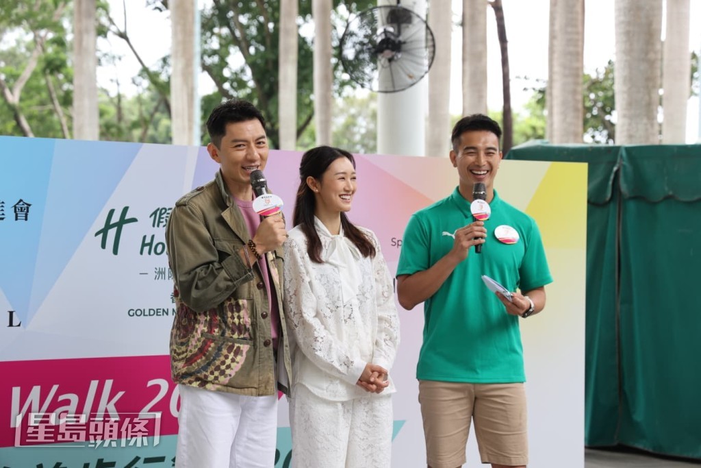 對於之前兩次參與活動時，張寶兒也有喜，問到今日是否有喜事公布？他們即笑指要暫時停一停。