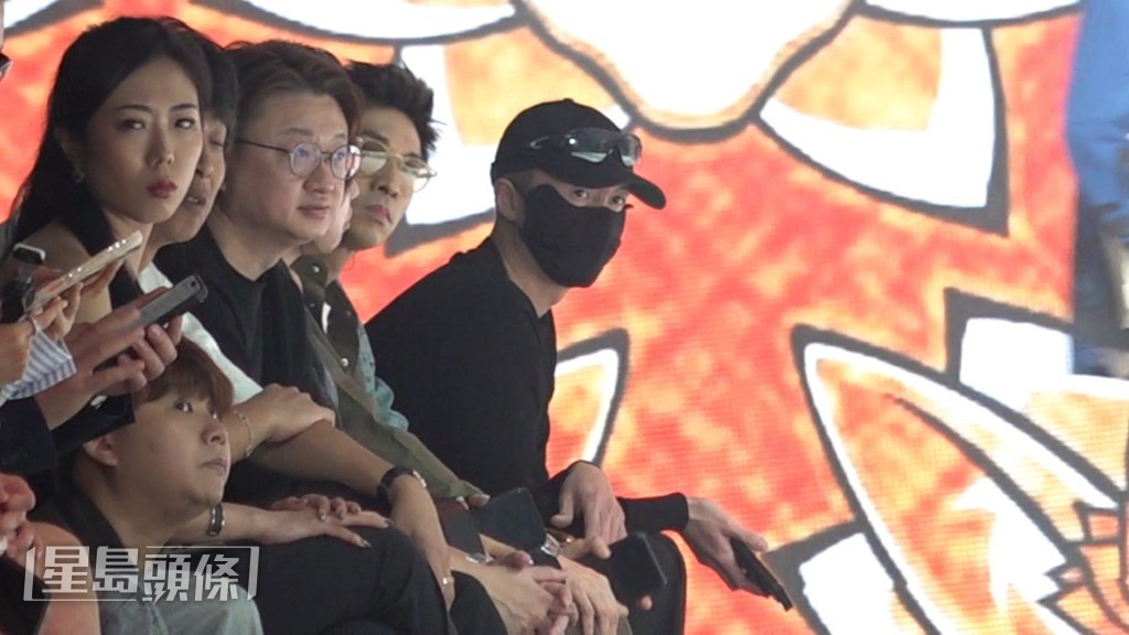 王浩信包到實睇騷。 王浩信包到實睇騷。