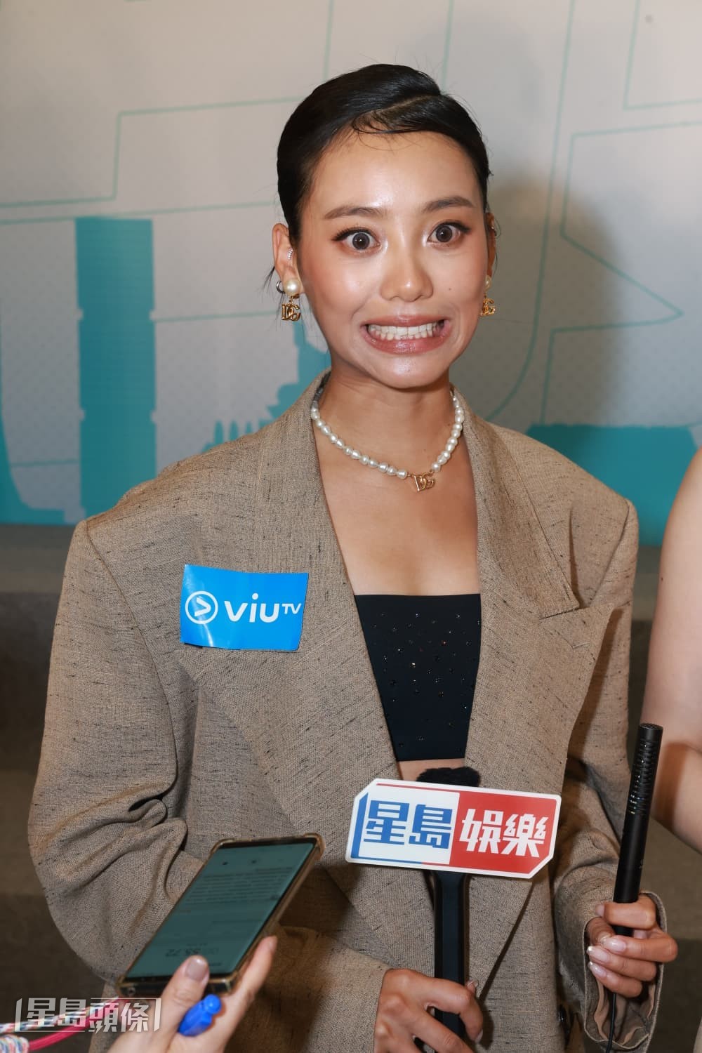 陳凱詠搞笑問是否有誤會，雖然去年推出了很多歌，但大部分都不是自己作品。