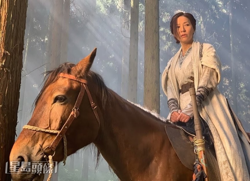 再次扮演善柔，阿滕感覺自己和觀眾一起成長，在電影院睇戲時看到自己出場都會眼濕濕。