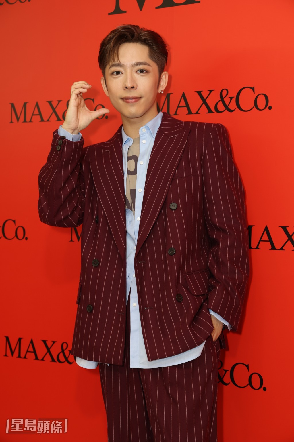 妹妹「小如豬」擔任Edan演唱會嘉賓,Edan表示已預料有不同聲音。 妹妹「小如豬」擔任Edan演唱會嘉賓,Edan表示已預料有不同聲音。