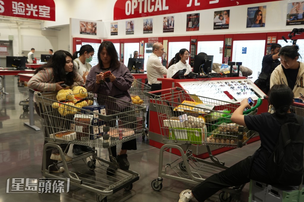 記者直擊Costco現場。吳艷玲攝