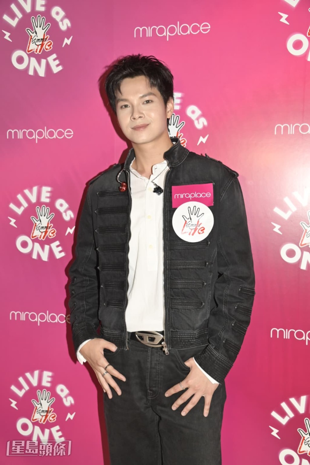黎展峯亦有份表演。 黎展峯亦有份表演。