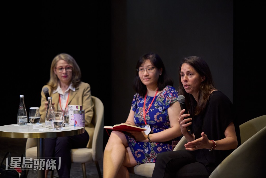 「保護地球」影響力獎得獎者:(左起)Tracy O'Rourke、Kristin Kagetsu和Kresse Wesling在交流會上各抒己見。 「保護地球」影響力獎得獎者:(左起)Tracy O'Rourke、Kristin Kagetsu和Kresse Wesling在交流會上各抒己見。