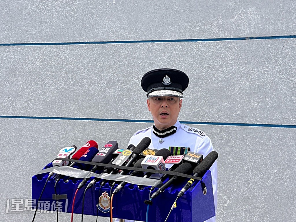 周一鳴首次以「一哥」身份出席學警結業會操。梁國峰攝 周一鳴首次以「一哥」身份出席學警結業會操。梁國峰攝
