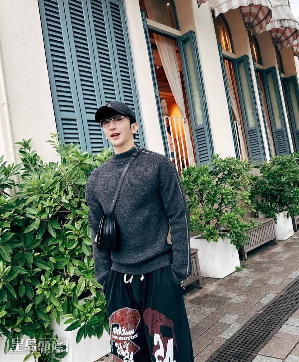 Anson Lo孖泰國型男Jeff Satur同台演出。 Anson Lo孖泰國型男Jeff Satur同台演出。