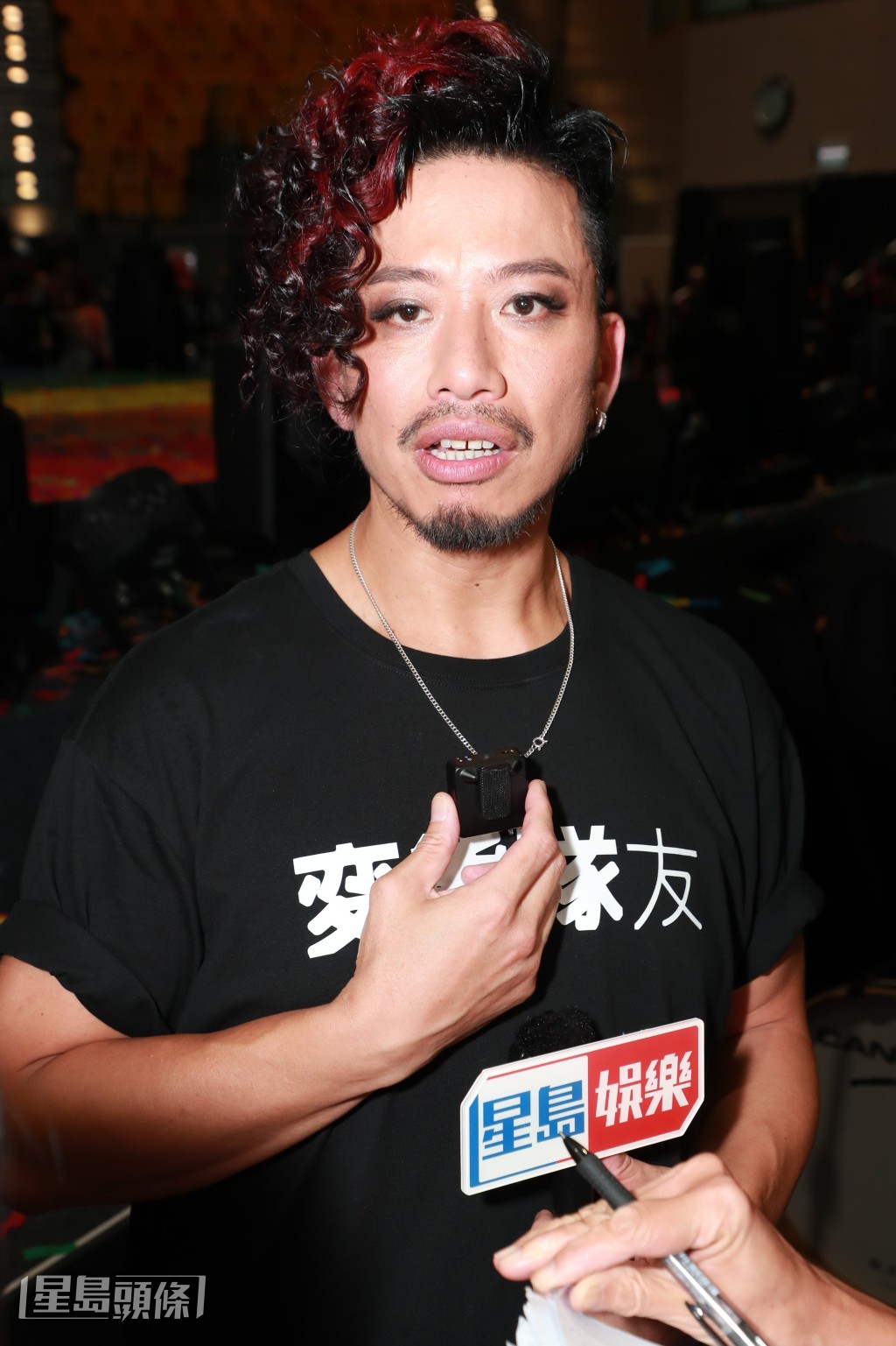 小肥指可能因為心態已豁出去,覺得沒有事可怕,所以演出時完全放鬆。 小肥指可能因為心態已豁出去,覺得沒有事可怕,所以演出時完全放鬆。