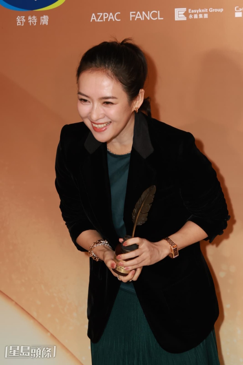 章子怡在台上表示如有好劇本要給她，若然不夠資金開戲也可以找她。