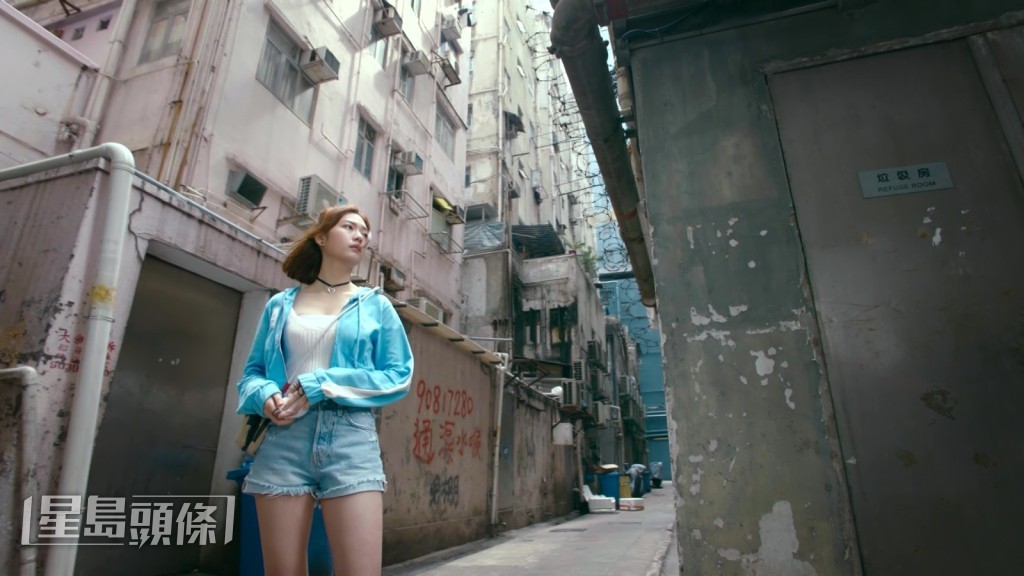 劇中着熱褲大騷長腿的游游，為身型減少食量。