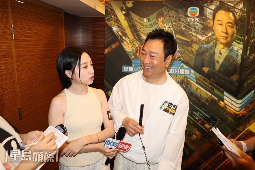 兩人均表示現在做藝人應該要讓人看到自己的多方面。