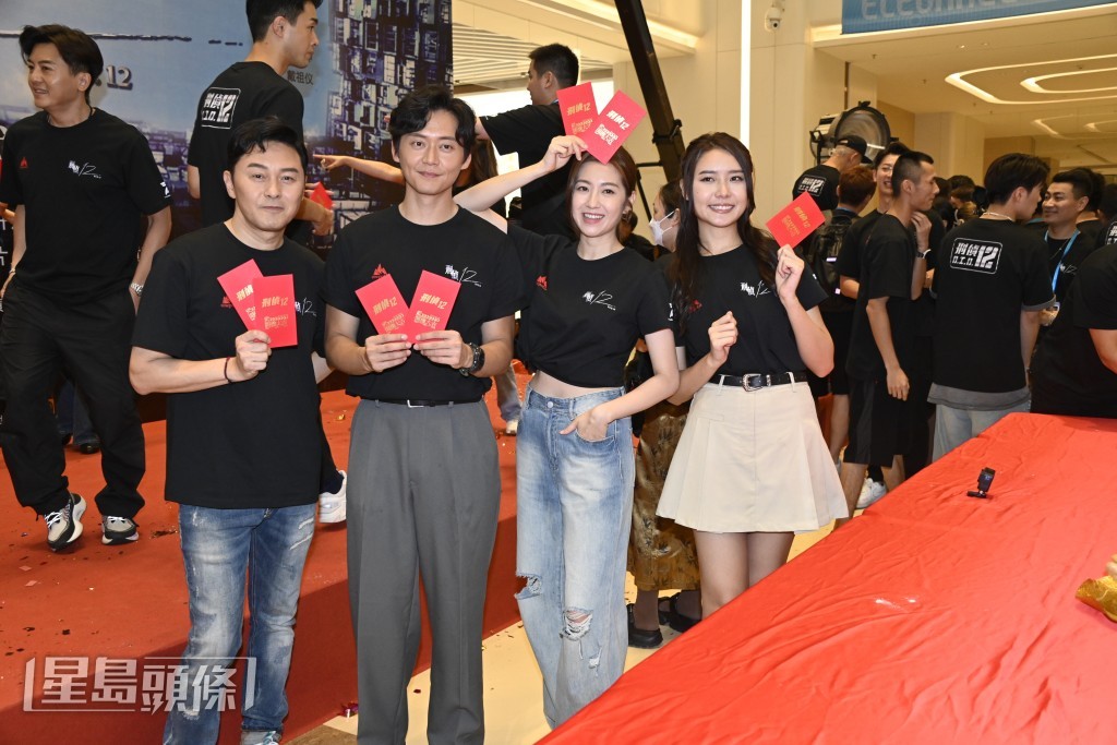 張振朗表示今次角色有部份係自己演,亦都有一部份係吳業坤演! 張振朗表示今次角色有部份係自己演,亦都有一部份係吳業坤演!