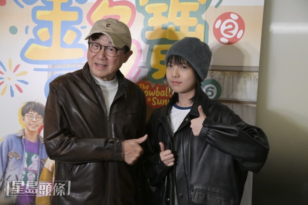 許冠文大讚鍾雪瑩演技好。 許冠文大讚鍾雪瑩演技好。