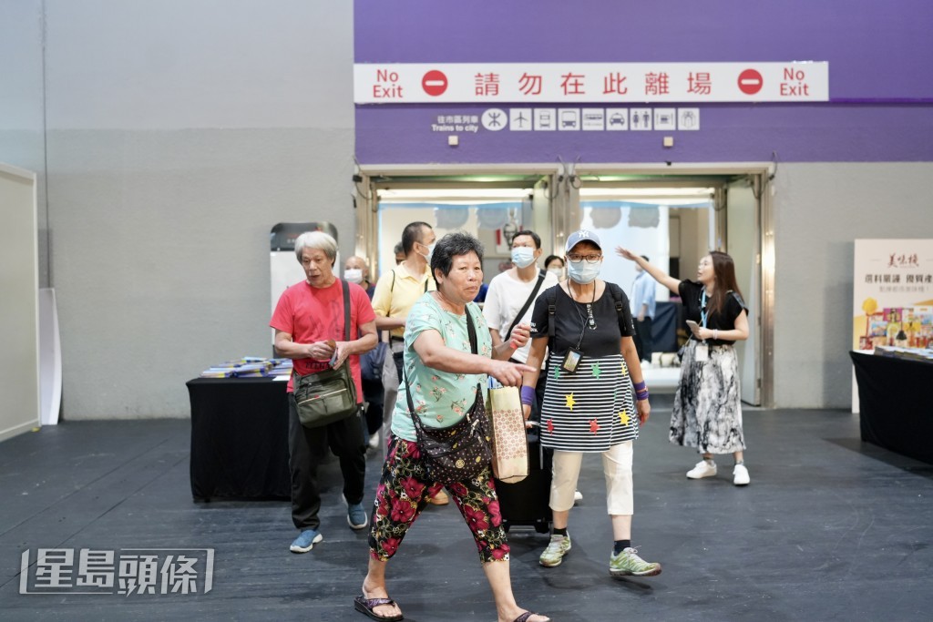 厂商会新一届工展会购物节,今日(2日)起一连四日在亚博举行。刘骏轩摄 厂商会新一届工展会购物节,今日(2日)起一连四日在亚博举行。刘骏轩摄
