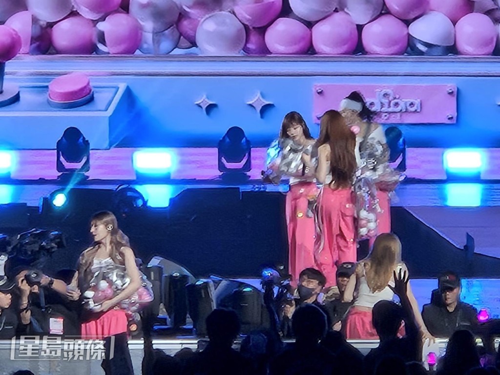 I.O.I派福利。
