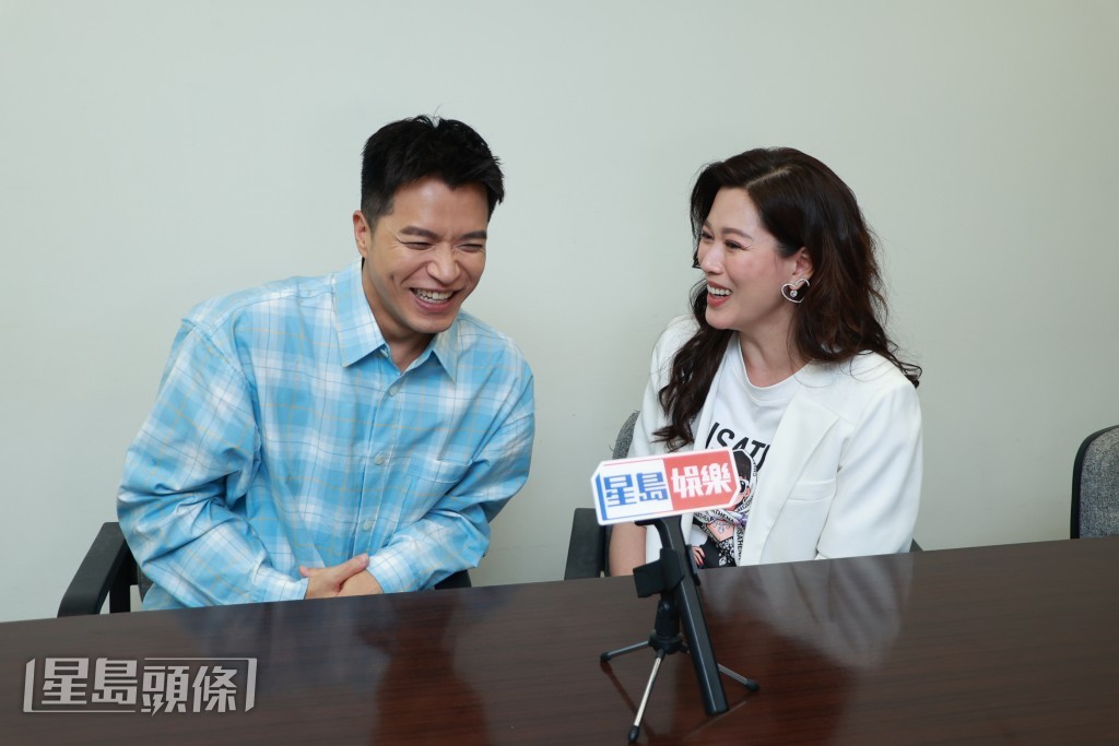對於即將丟掉「鐵飯碗」，林淑敏笑言不敢計算收入上的差距，許家傑則感歎10年來幾乎沒放過假。