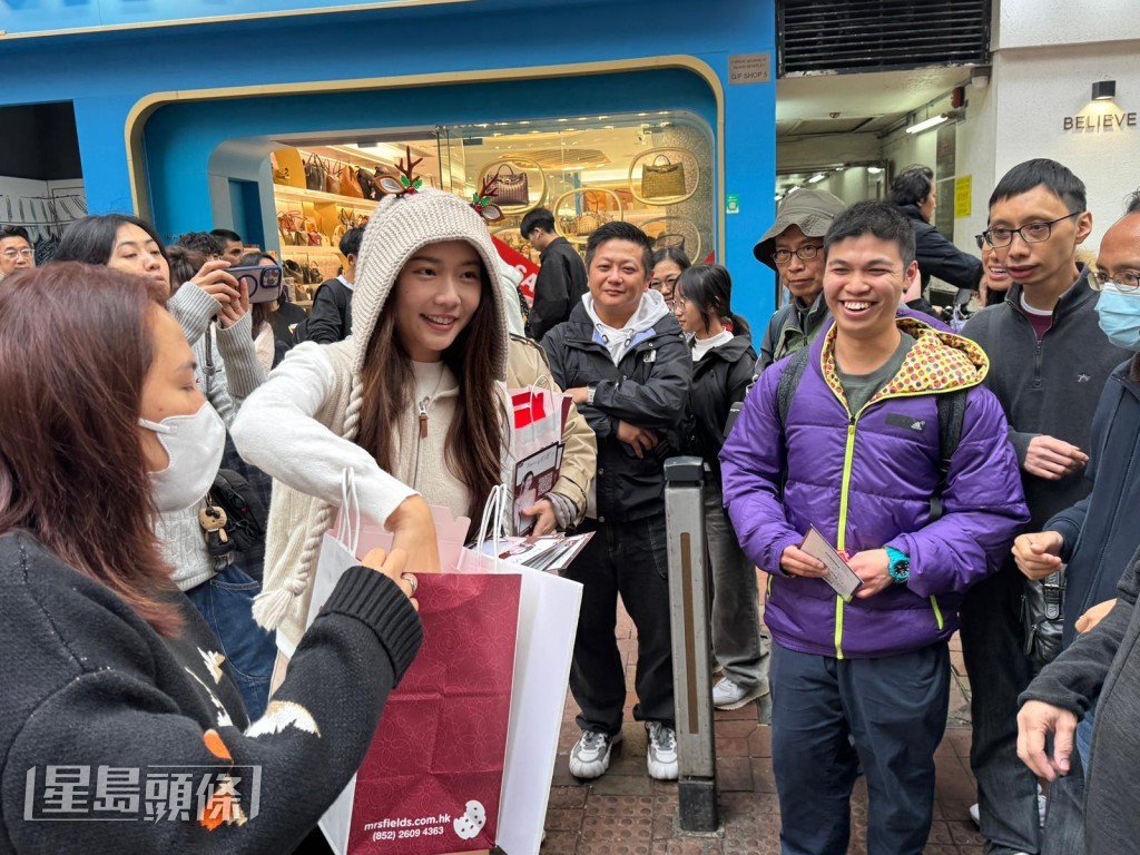 提到她已提名6次「飛躍」，戴祖儀笑言有「對手」指她的易拉架指沒有寫年份，下年可重用。