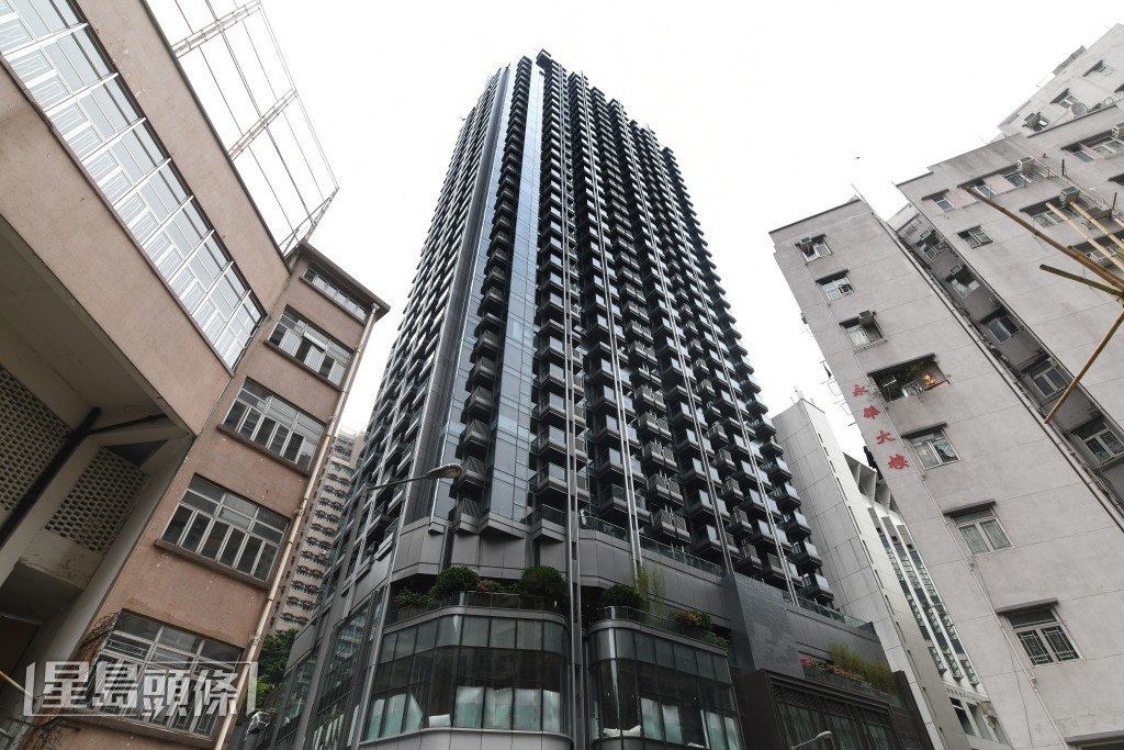 西营盘翰林峰1座低层E室，最新以1.88万元租出。