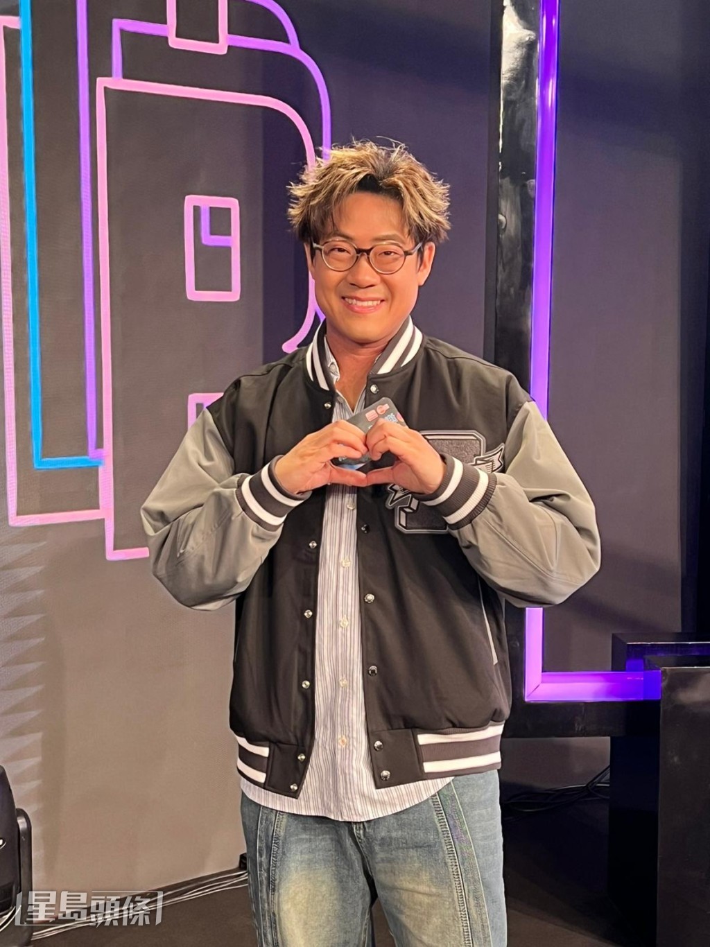  羅啟豪將於今年6月與譚輝智一起踏入紅館舉行演唱會，他表示最近為了演唱會努力做運動、健身及減食，清減了少許。