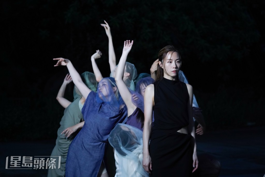新歌《立斷》由蘇道哲編曲和監製、謝芊彤作曲，並與Stephy一同填詞。