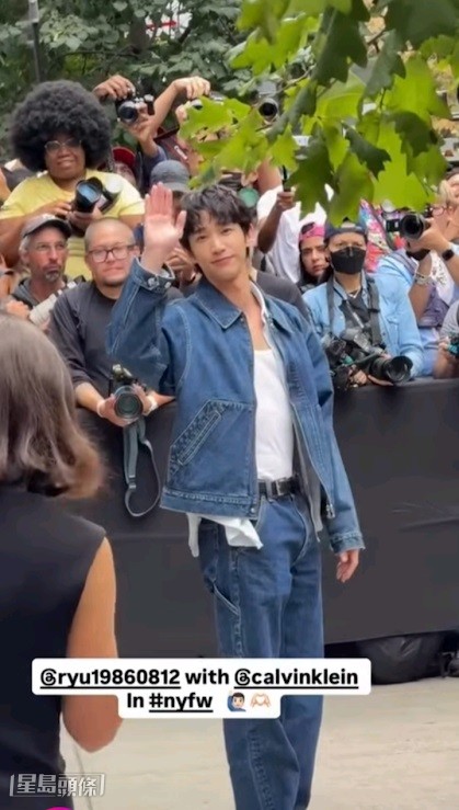 台灣型男劉以豪以一身牛仔裝，現身時裝騷。