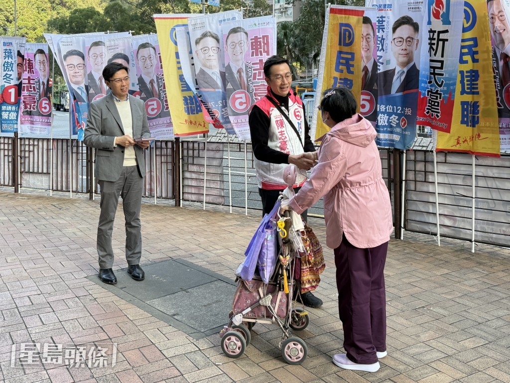 陳志豪落區宣傳。