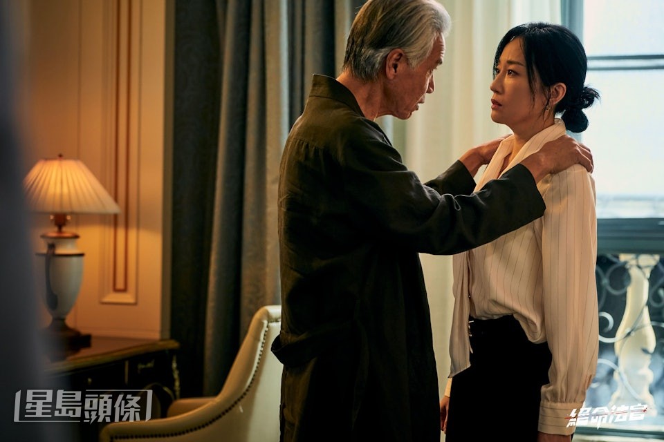 谷祖琳飾演的林繾,是黑幫首領林嘉華身邊的女人。 谷祖琳飾演的林繾,是黑幫首領林嘉華身邊的女人。