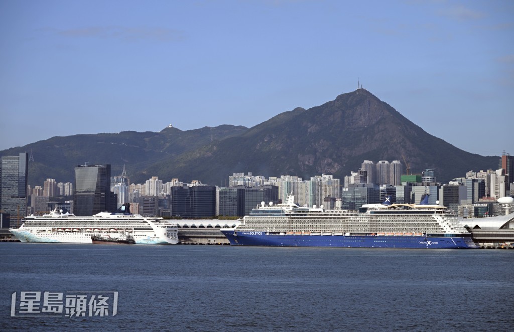 文化體育及旅遊局表示，政府共接獲兩份投標書並已展開評審工作，預計今年年底前選出合適營運商。