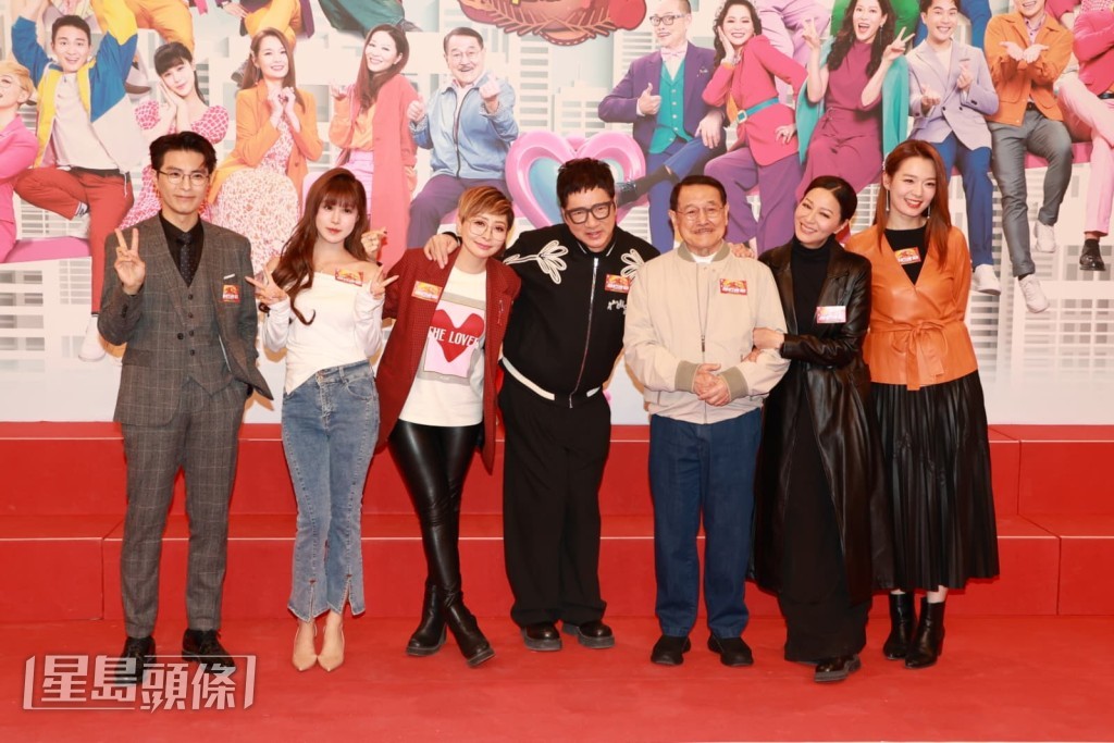 滕麗名笑言若入五強，包車帶熊家人到澳門。