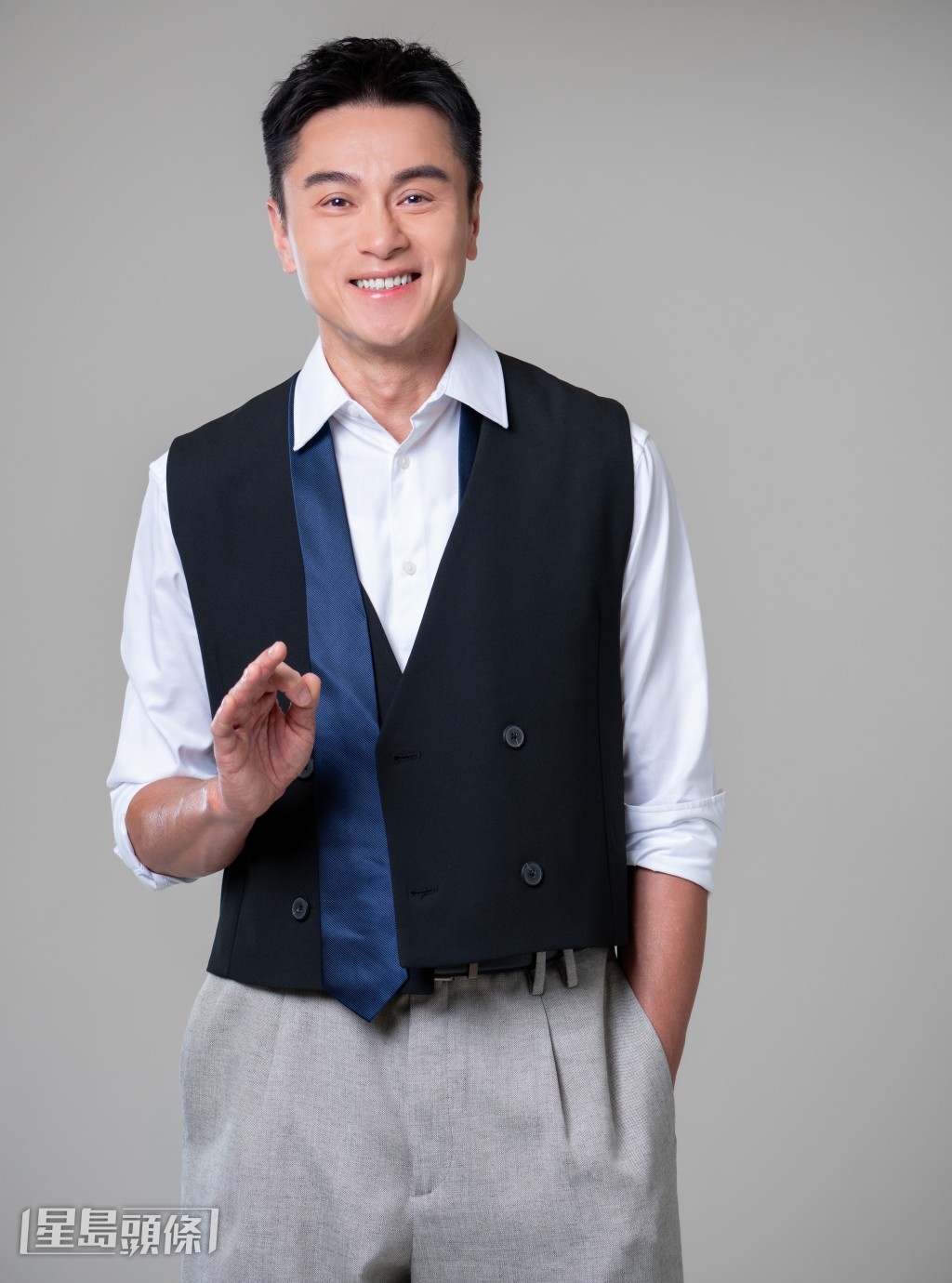 與連詩雅扮演夫妻的黃浩然,劇中角色就是老婆的「豬隊友」。 與連詩雅扮演夫妻的黃浩然,劇中角色就是老婆的「豬隊友」。