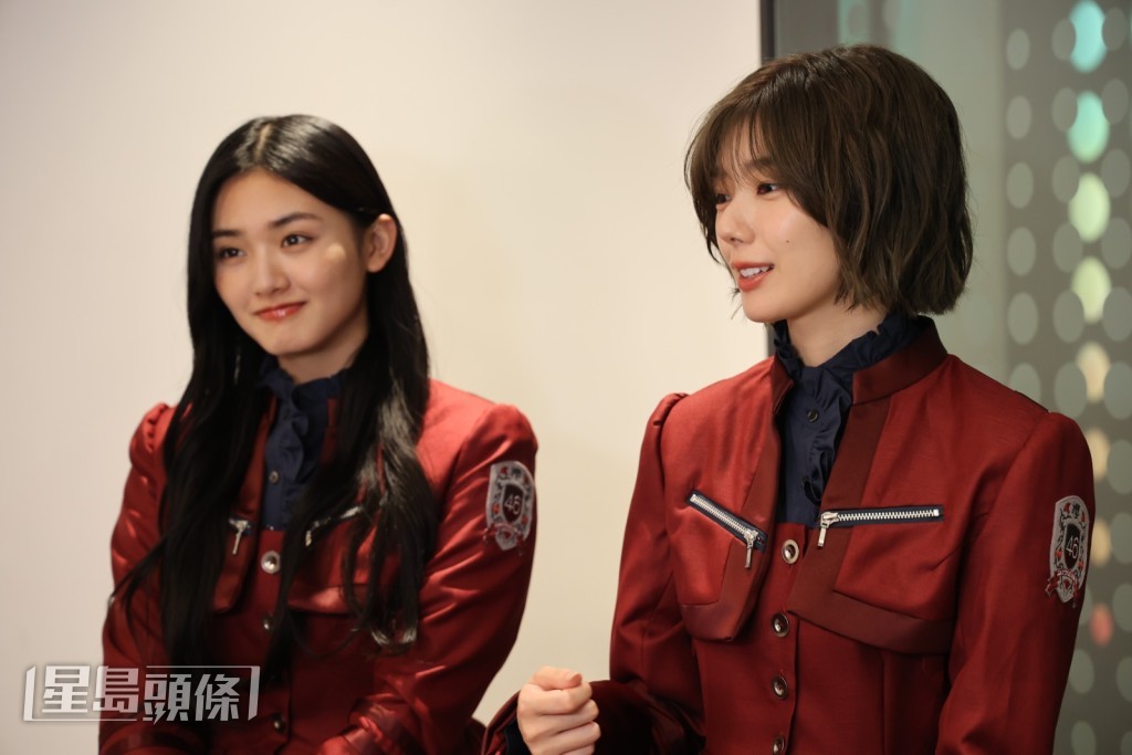 藤吉夏鈴(右)則指以前曾跟朋友來香港玩,她指上次來港時有跟朋友一起「掃街」。 藤吉夏鈴(右)則指以前曾跟朋友來香港玩,她指上次來港時有跟朋友一起「掃街」。