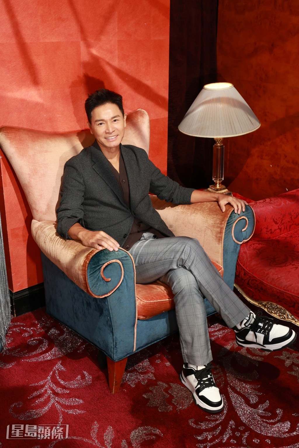 劇中的安仔會用手段去教育仔女，但現實中的他卻會施行愛的教育。