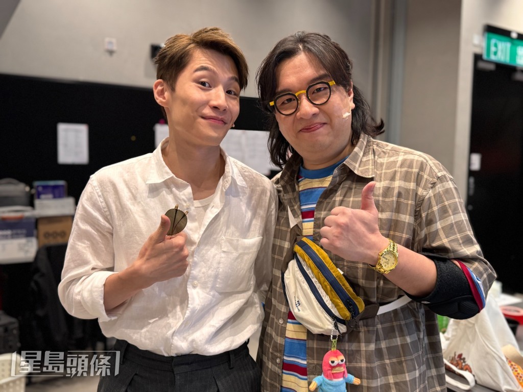 首次演出舞台劇的湯君慈（Bruce）感激監製與導演度了許多搞笑橋段，把他的角色引發不少笑點；而徐浩昌（肥腸）坦言自己最大的挑戰是劇中關鍵獨白物（monologue）。