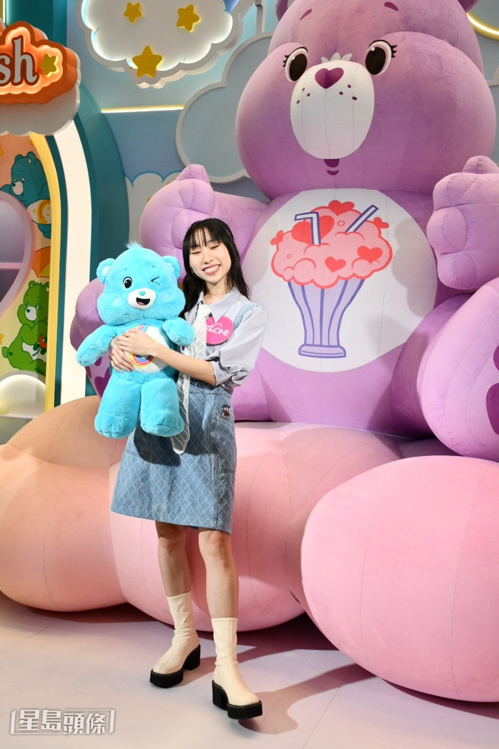 Stephy近日在另一節目,說麗英是她妹妹! Stephy近日在另一節目,說麗英是她妹妹!