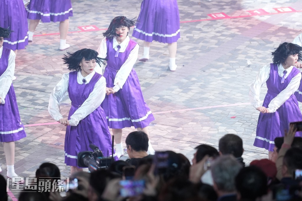 日本當紅女子舞團Avantgardey亮相,表演YOASOBI大熱歌曲《IDOL》。 日本當紅女子舞團Avantgardey亮相,表演YOASOBI大熱歌曲《IDOL》。