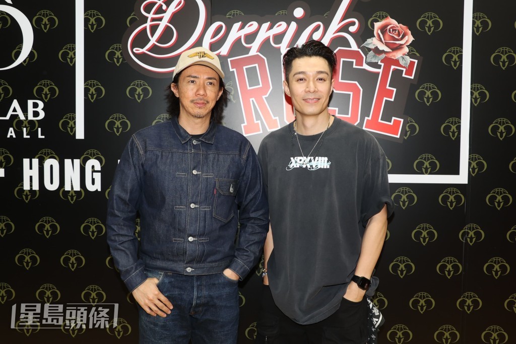 今晚有幸跟Derrick Rose打藍球,二人都開心不已。 今晚有幸跟Derrick Rose打藍球,二人都開心不已。